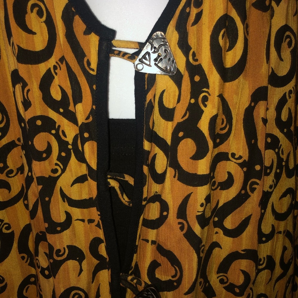 Reversible Coverup - Picture 6 of 6